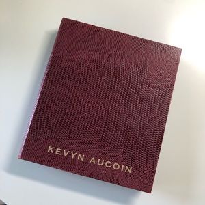 kevyn aucoin the contour book volume 2